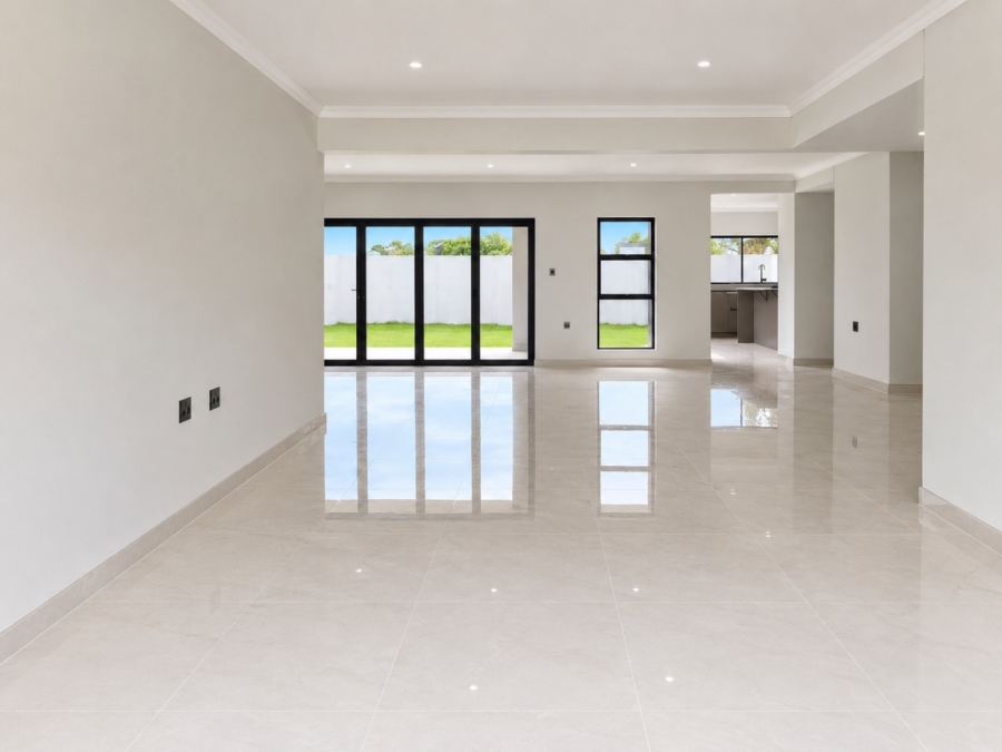 4 Bedroom Property for Sale in Waverley Free State